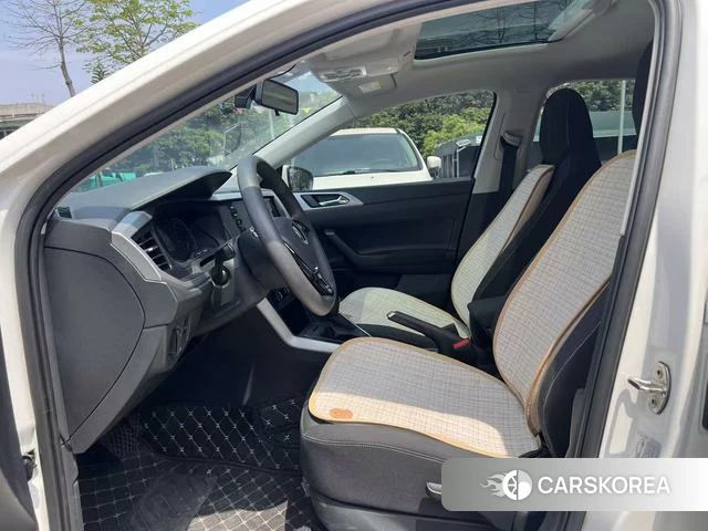Volkswagen Polo id 4261568 из Китая 8