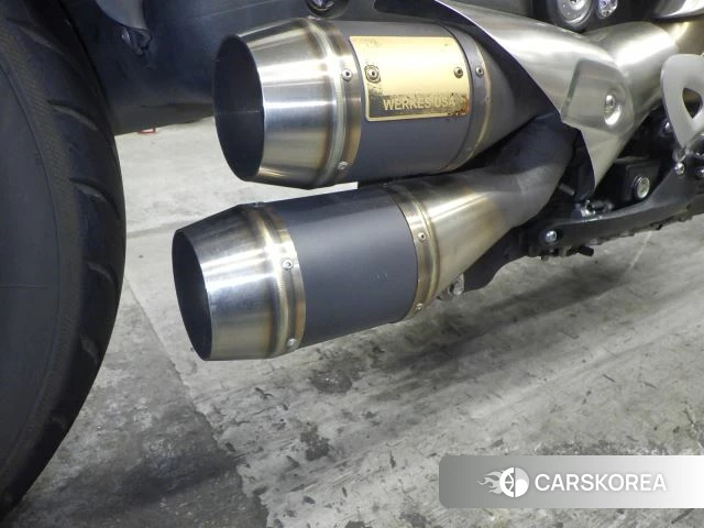 Triumph ROCKET 3 R id 3946665 из Японии 33