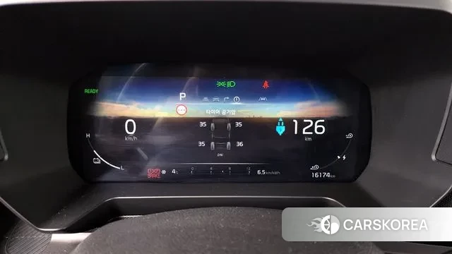 Kia The New Kia Ray EV id 3670189 из Кореи 18