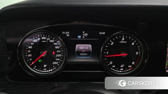 Mercedes-Benz E-Class W213 id 4196944 из Кореи 29