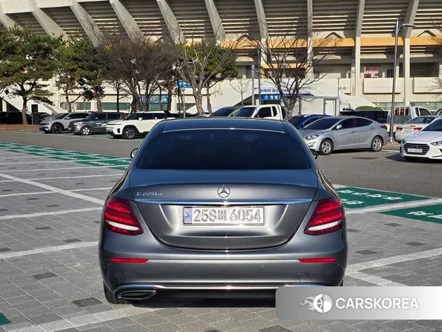 Mercedes-Benz E-Class W213 id 3757051 из Кореи 15