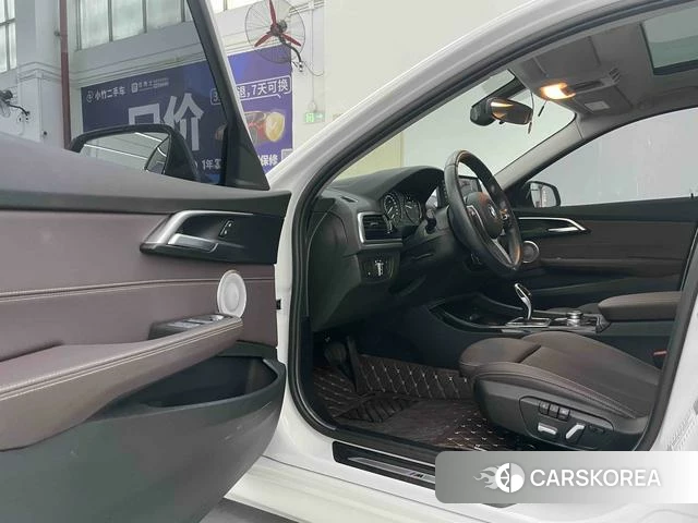 BMW 1 series id 3902153 из Китая 25