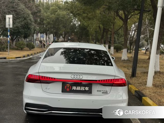 Audi A7 id 4260423 из Китая 8