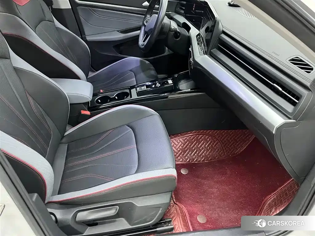 Volkswagen Lamando id 4553867 из Китая 13