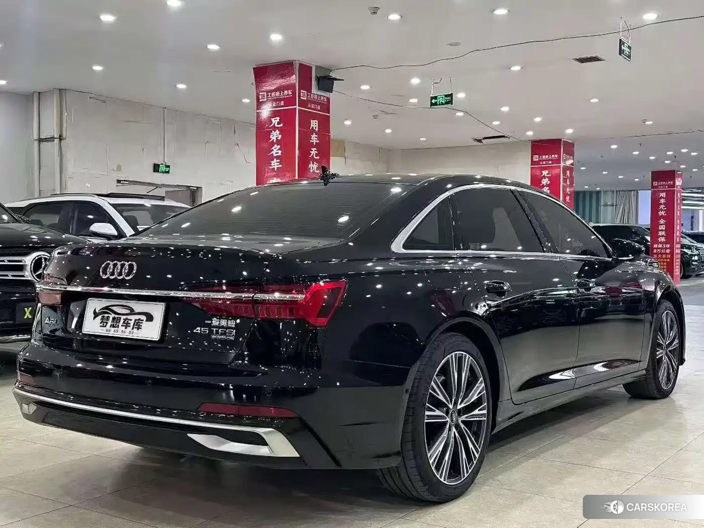 Audi A6L id 4607213 из Китая 8
