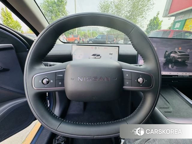 Nissan N6 id 4359603 из Китая 10