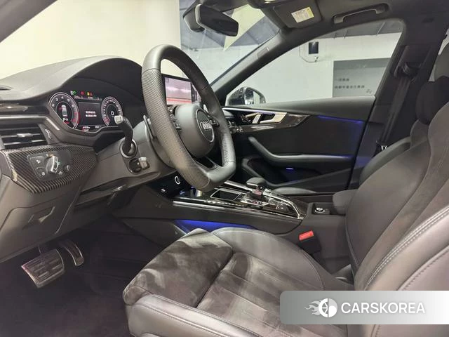 Audi A4L id 4367543 из Китая 16