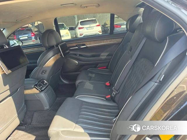 Genesis G90 id 4865374 из Кореи 18