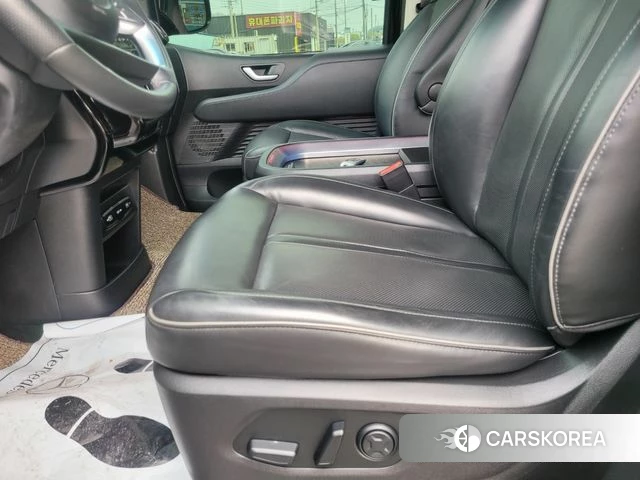 Hyundai Staria id 3920955 из Кореи 18