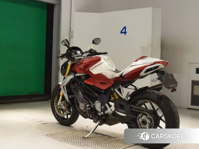 MV AGUSTA BRUTALE 1090R id 4347939 из Японии 8