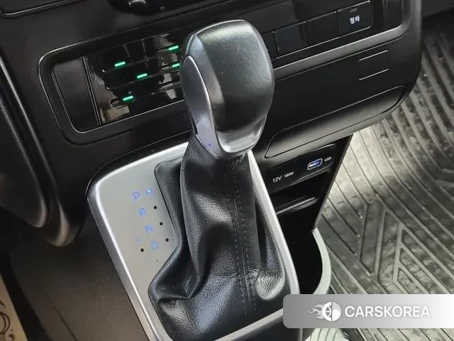 Hyundai Staria id 3021375 из Кореи 16