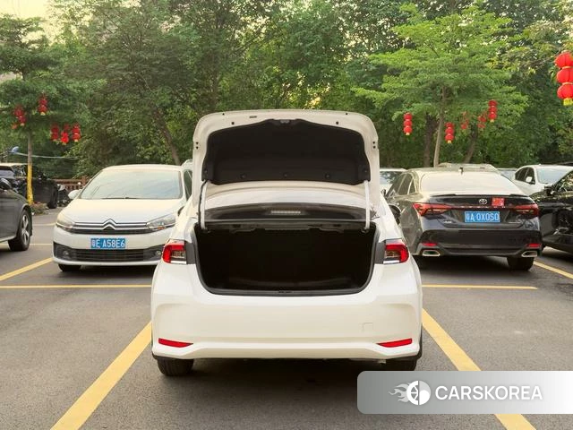 Toyota Corolla id 4298502 из Китая 20