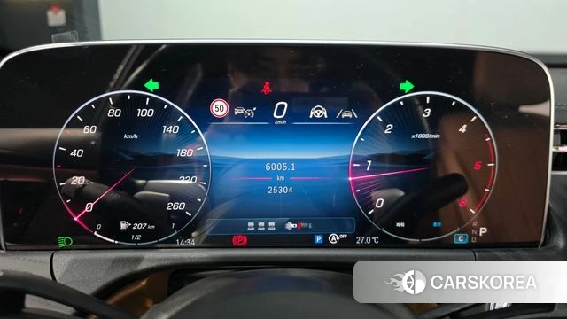 Mercedes-Benz E-Class W214 id 4584426 из Кореи 17