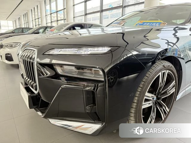 BMW 7 series id 4265243 из Китая 14