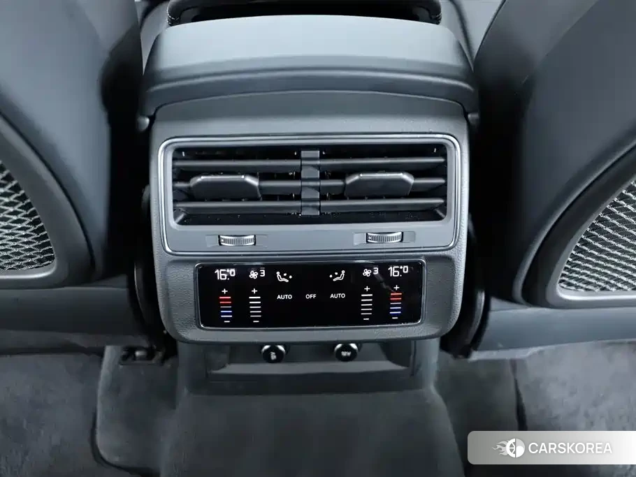Audi SQ7 id 4600832 из Китая 32