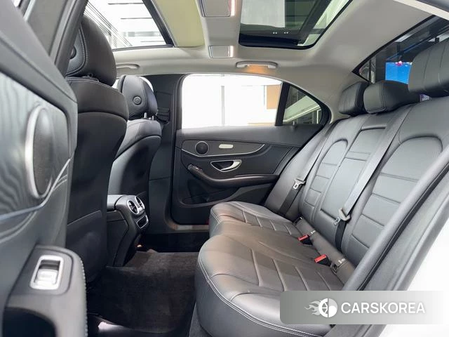 Mercedes-Benz Class C id 4359444 из Китая 8