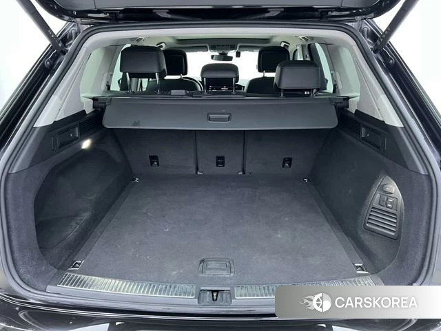 Volkswagen Touareg id 4207350 из Китая 27