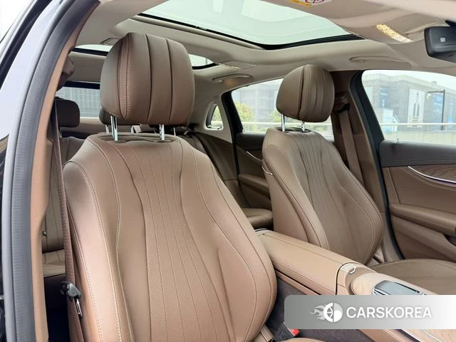 Mercedes-Benz E-class id 4306910 из Китая 16
