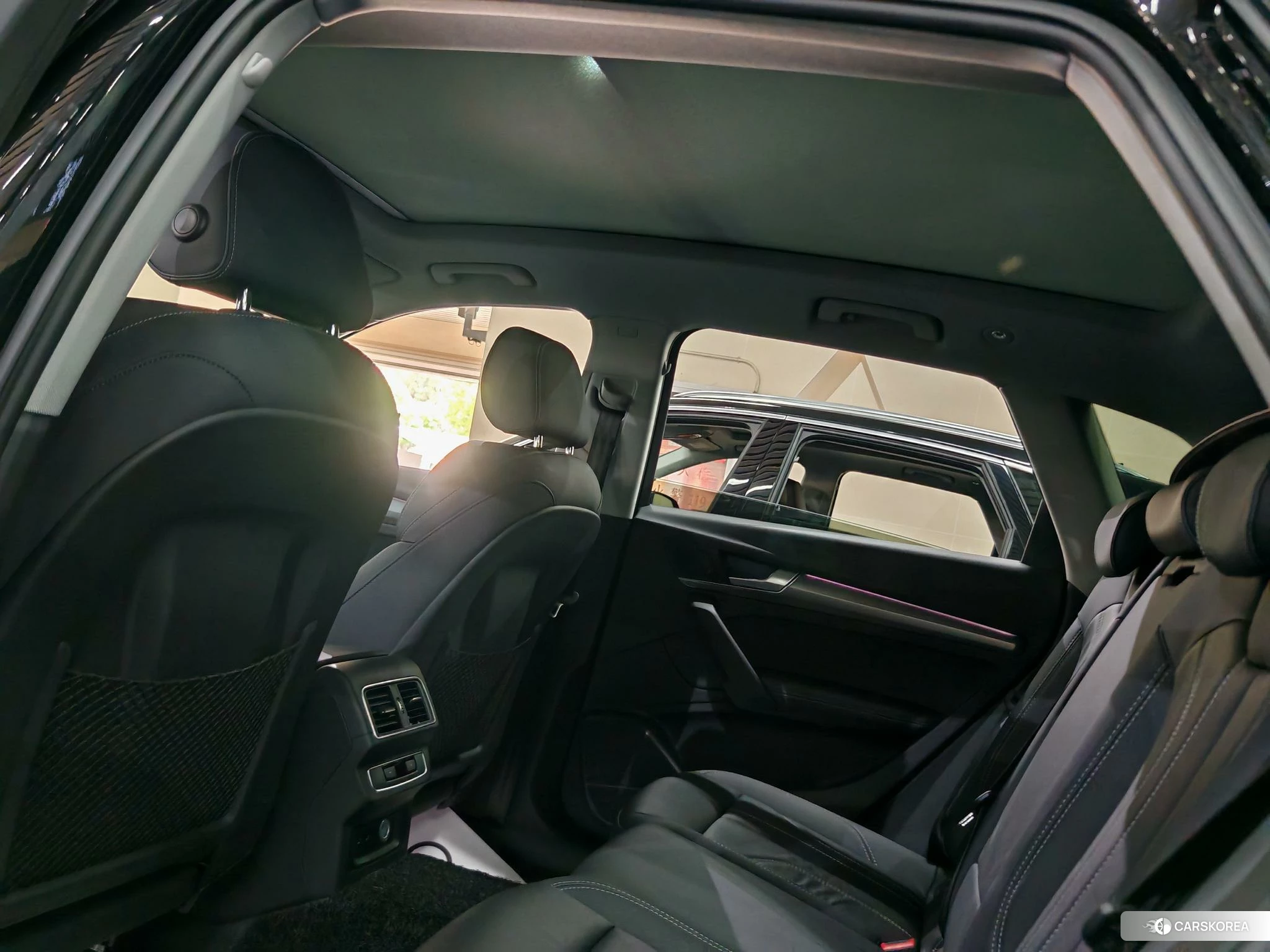 Audi Q5L id 4426888 из Китая 11