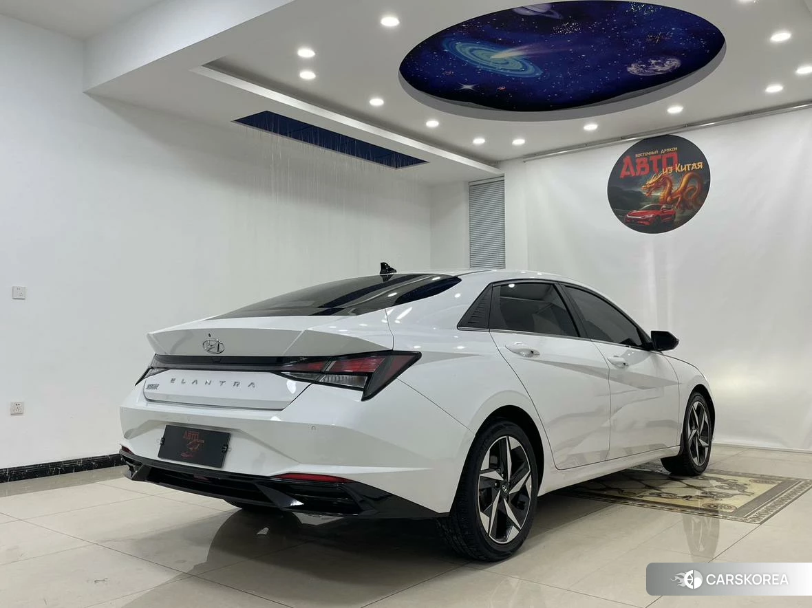 Hyundai Elantra id 4461445 из Китая 16