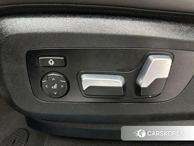 BMW X6 id 4210341 из Китая 32