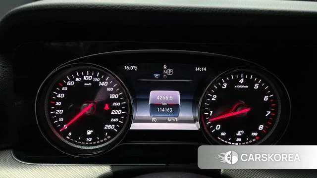 Mercedes-Benz E-Class W213 id 3867546 из Кореи 18