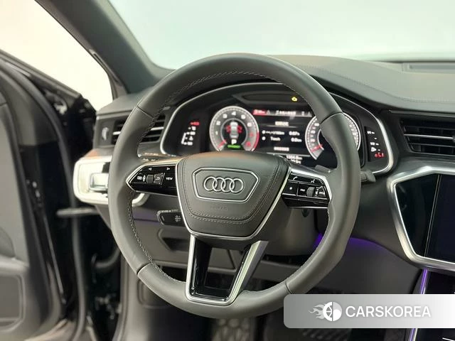 Audi A6L id 4265889 из Китая 12