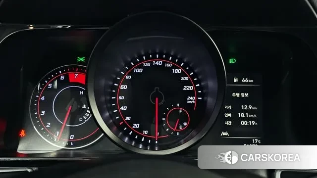 Hyundai Avante (CN7) id 3356365 из Кореи 18