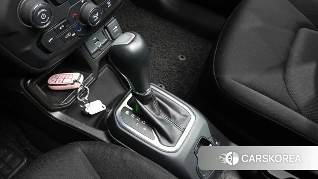 Jeep Renegade id 4377337 из Кореи 28