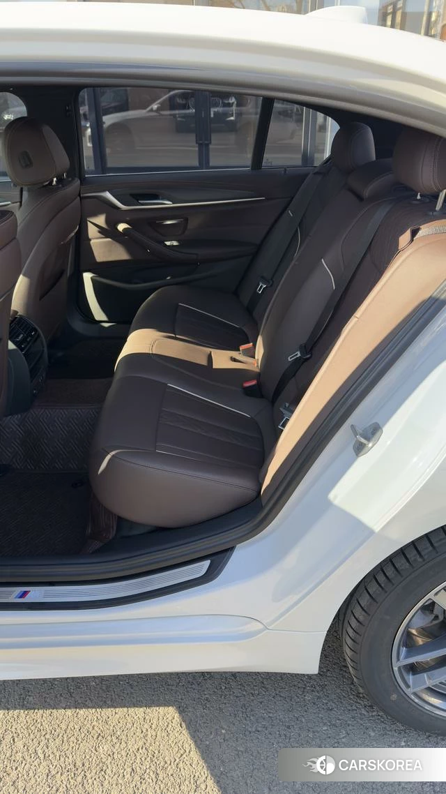 BMW 5 series PHEV id 4273129 из Китая 8