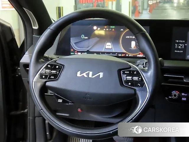 Kia EV6 id 3399559 из Кореи 18