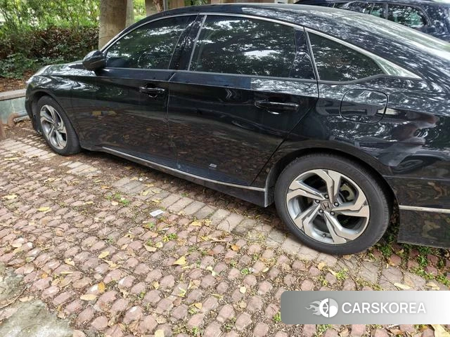 Honda Accord id 4260279 из Китая 8
