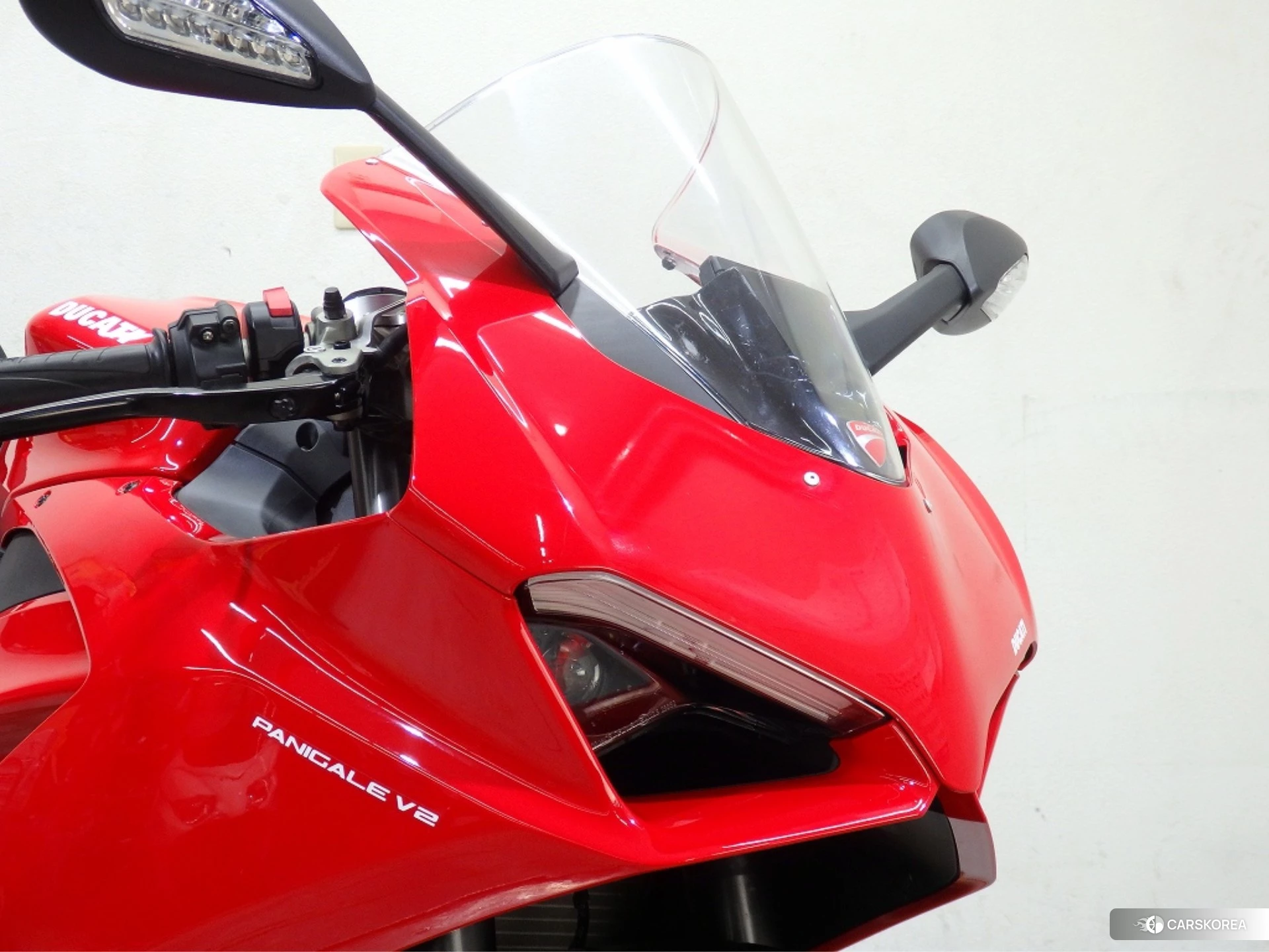 Ducati PANIGALE V2 id 3952001 из Японии 29