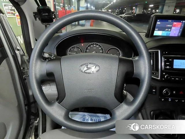 Hyundai The New Grand Starex id 4232364 из Кореи 17