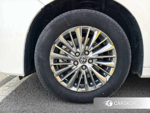 Toyota Elfa id 4272189 из Китая 28