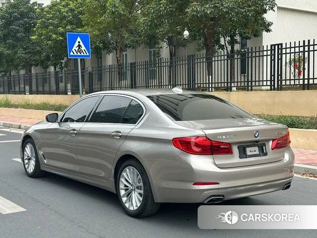 BMW 5 series id 4221423 из Китая 17