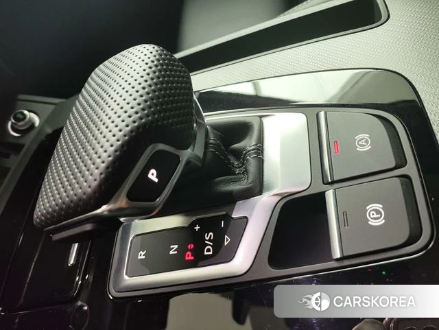 Audi Q5L id 4239913 из Китая 21