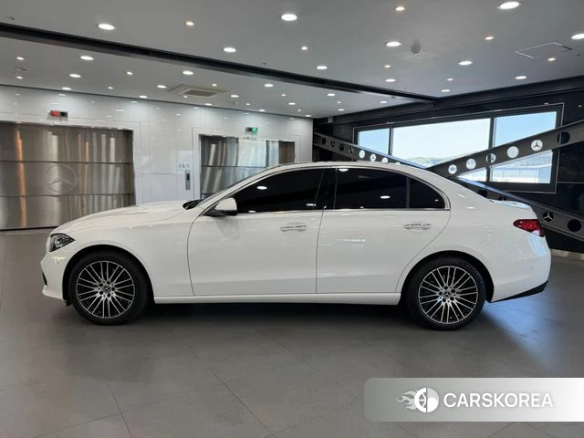 Mercedes-Benz C-Class W206 id 3952837 из Кореи 18