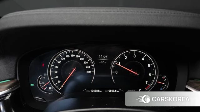 BMW 5 Series (G30) id 3845915 из Кореи 18