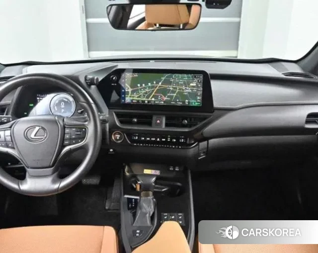 Lexus UX250h id 3052851 из Кореи 18