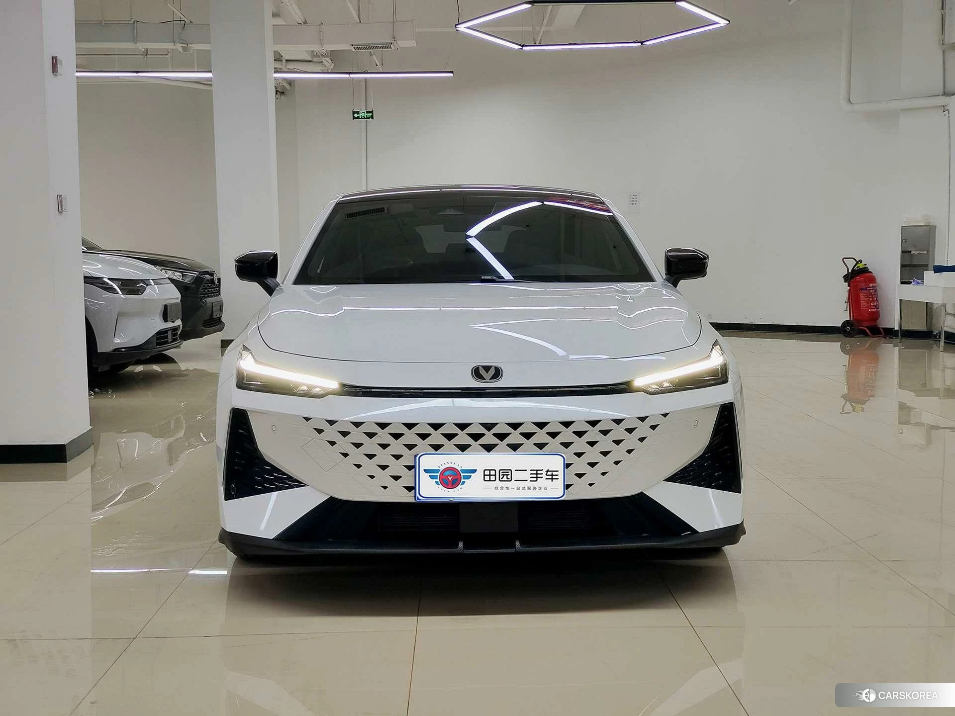 Chang'an UNI-V id 4461669 из Китая 8