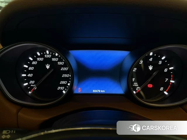 Maserati Levante id 3889898 из Китая 11