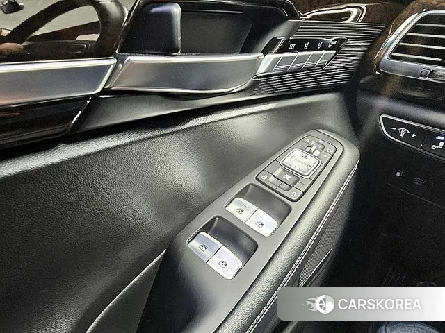Genesis G90 id 4748316 из Кореи 15
