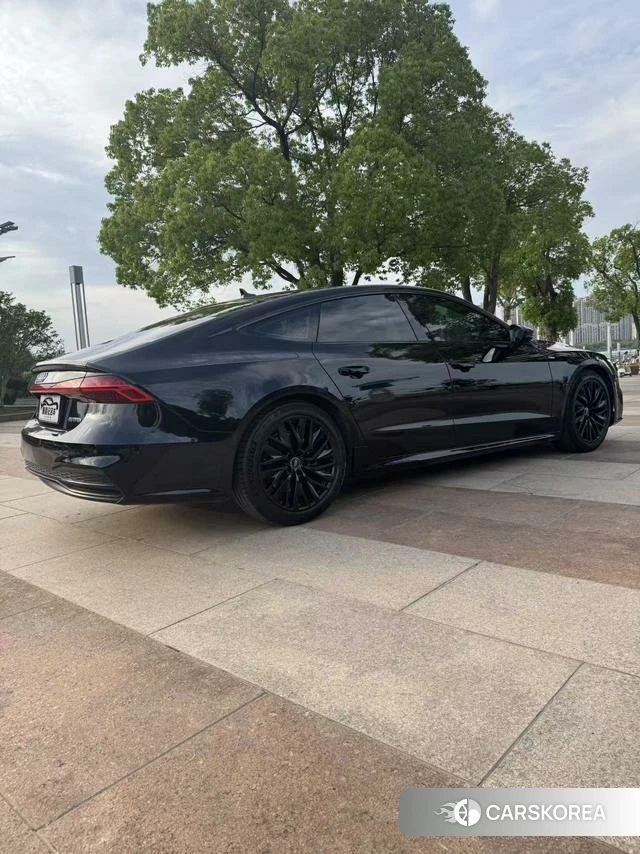 Audi A7 id 4336098 из Китая 15