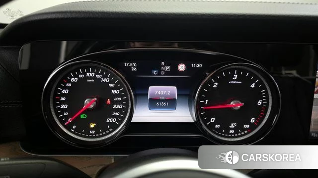 Mercedes-Benz E-Class W213 id 3911538 из Кореи 18