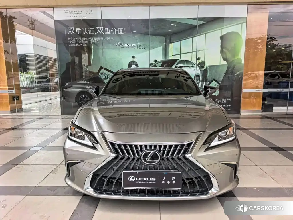 Lexus ES id 4649246 из Китая 8