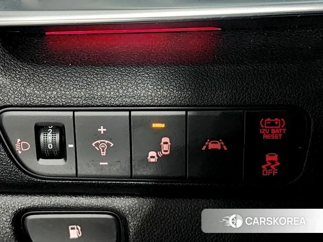 Kia The New Niro id 3861176 из Кореи 15