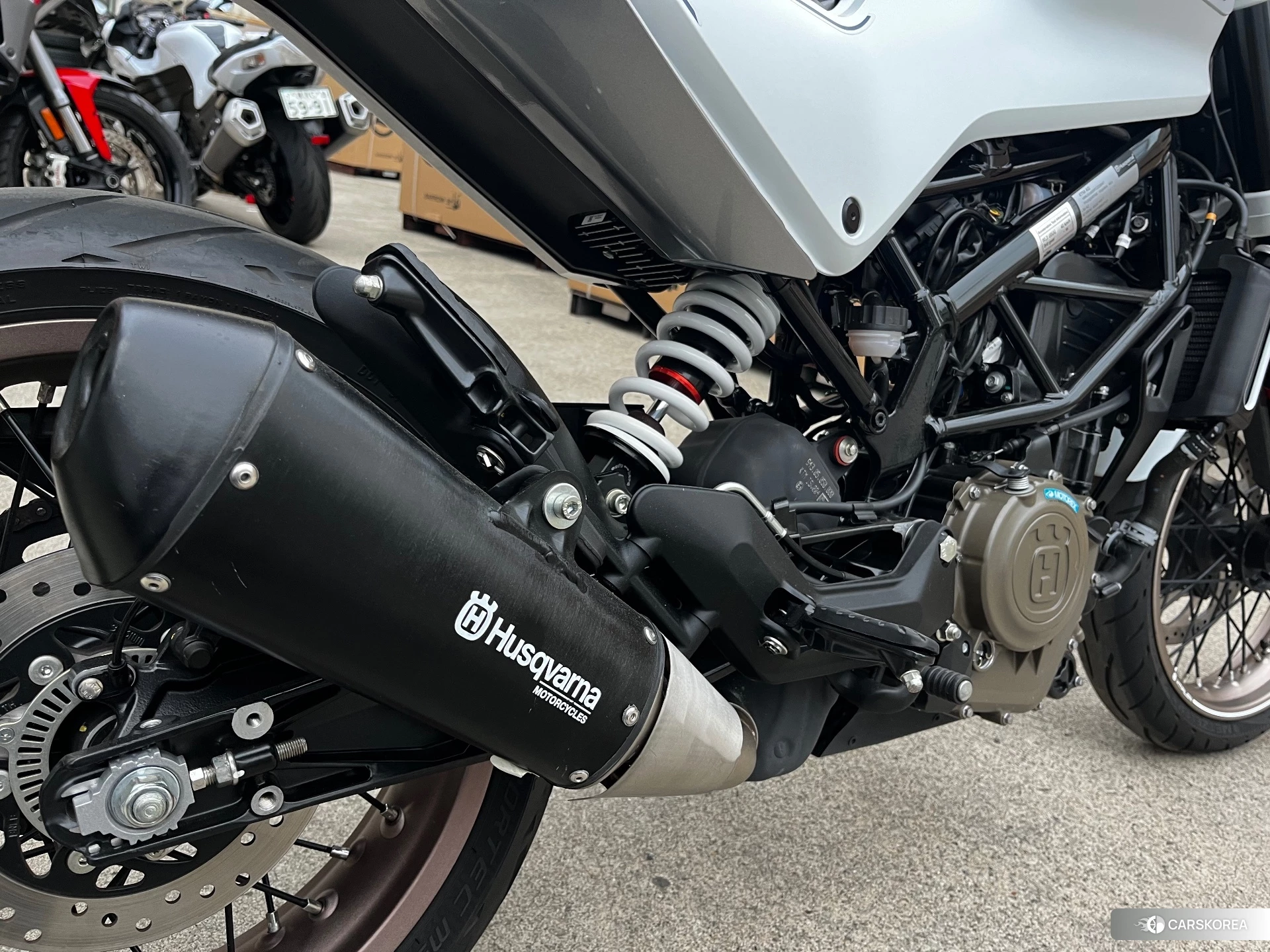 Husqvarna VITPILEN 401 id 4374292 из Японии 8