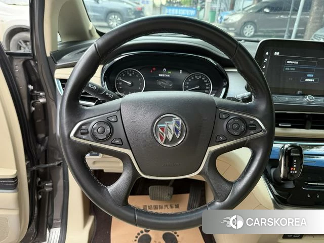 Buick GL8 id 3993379 из Китая 10