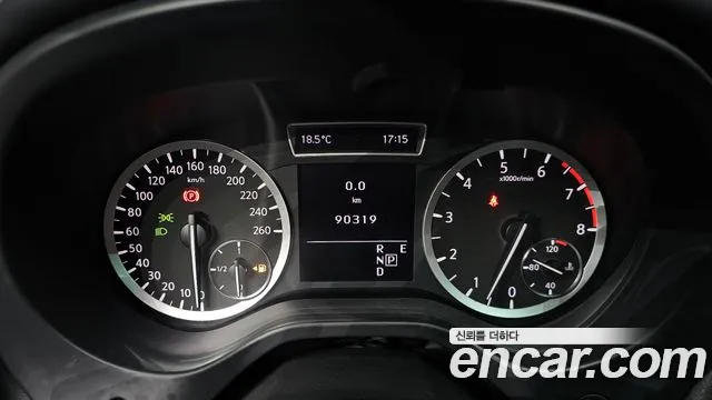 Infiniti Q30 id 2634113 из Кореи 18